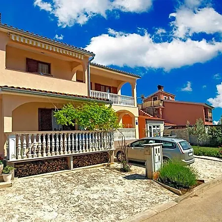 934 Hotel