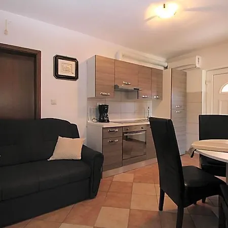 934 Hotel